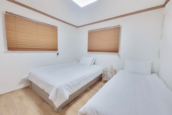 Juyang Shelter Cypress House 12th image