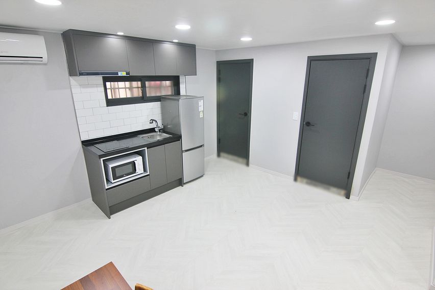 서강 정문앞 큰 원룸