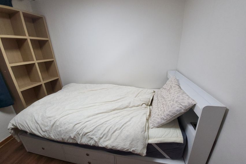 우장산역 봄날 하우스B