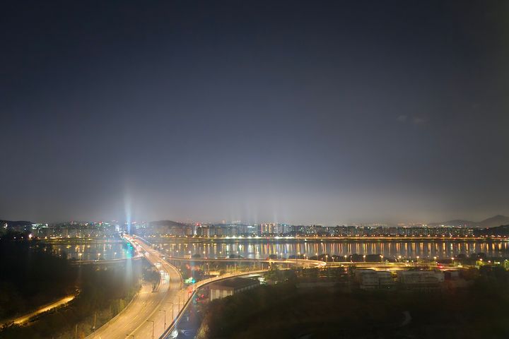 Fully-furnished Studio with a View 0th image