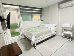 Studio apartment with a balcony 0th image