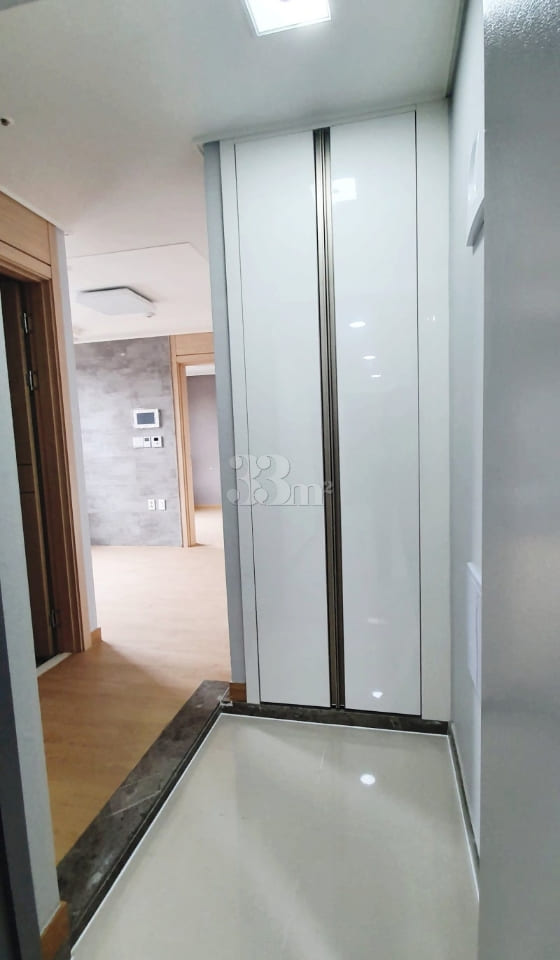 The hot 1.5-room apartment you and I shared 8th image