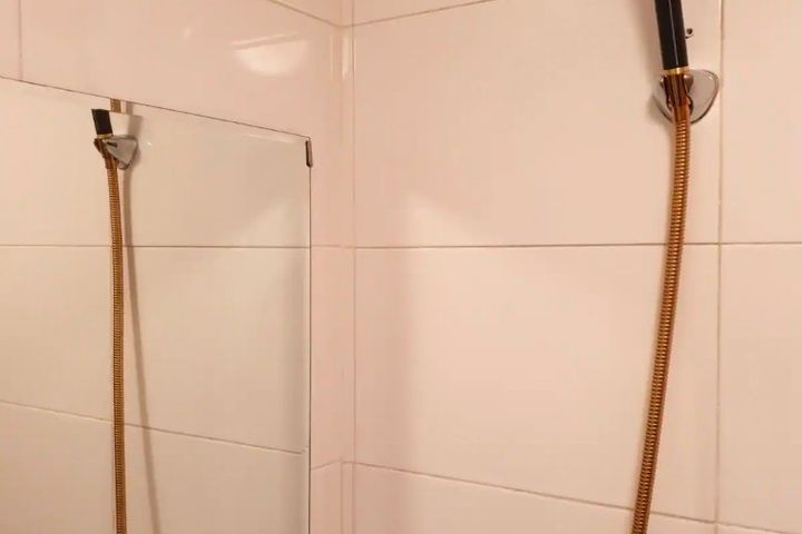 Unit 101 14th image