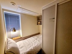 Pretty studio apartment in Noryangjin 8th image