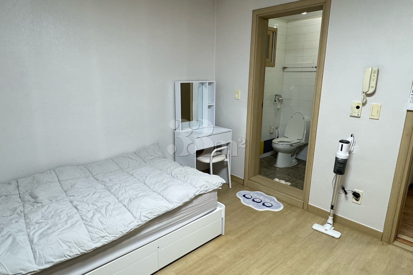 A Small Space in Seumusup 2th image