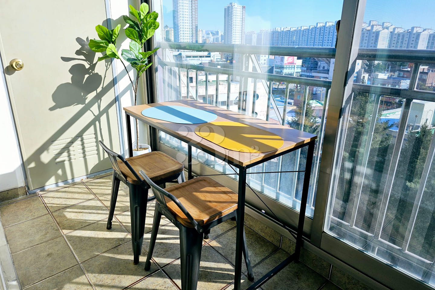 A cozy, home-like two-room unit in Biha-dong 10th image