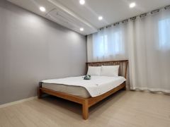 Spacious 2-room new apartment in Seongbuk-gu 3th image