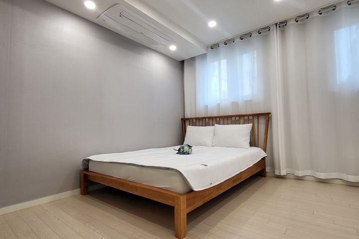 Spacious 2-room new apartment in Seongbuk-gu 3th image