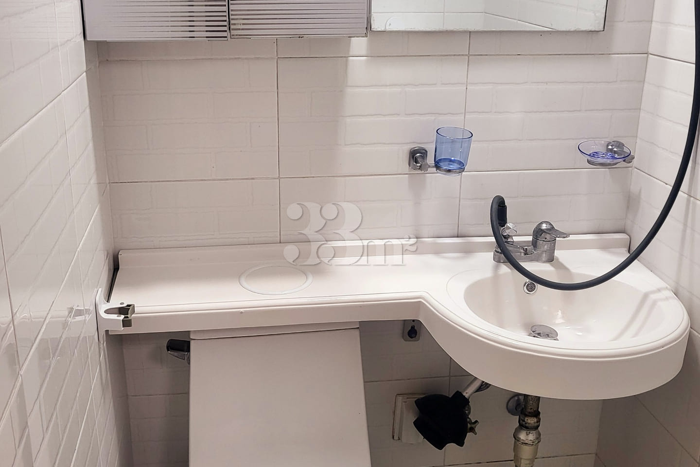 Fully furnished 1st-floor unit near Suyu Stat 7th image