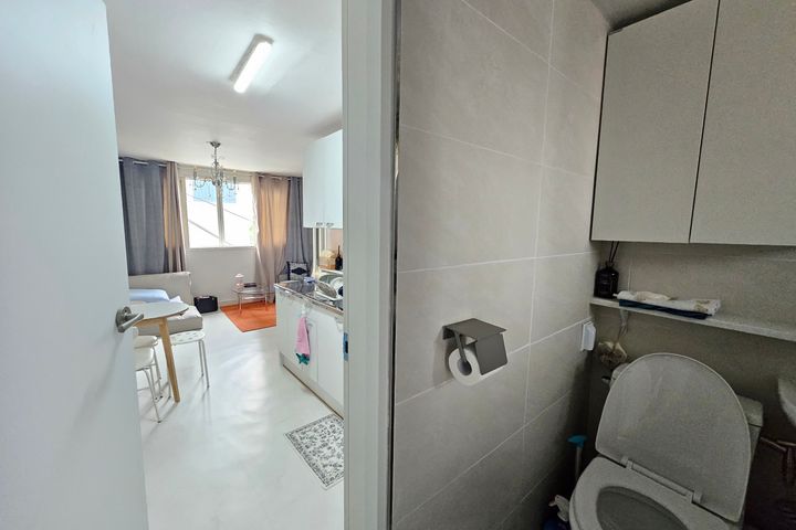 Pleasant two-room apartment for rent in Uijeo 17th image