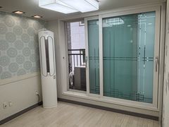 Clean two-room apartment in Siheung-dong 0th image