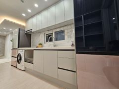 Clean, fully-furnished apartment in Seongbuk- 4th image