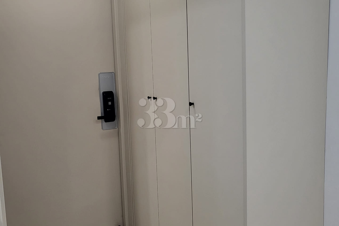 Premium studio apartment 4th image