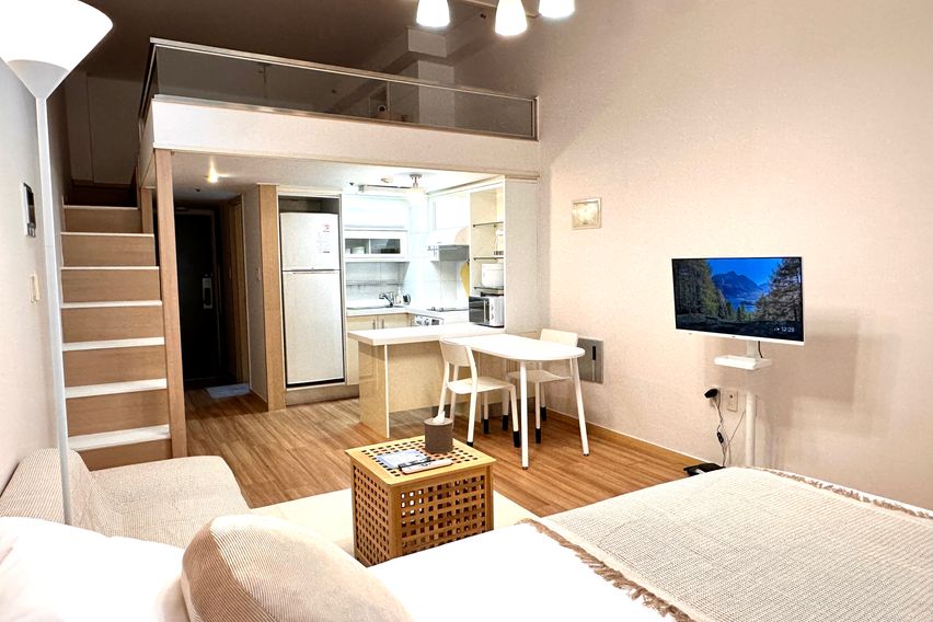 오리역1분 복층4인가능