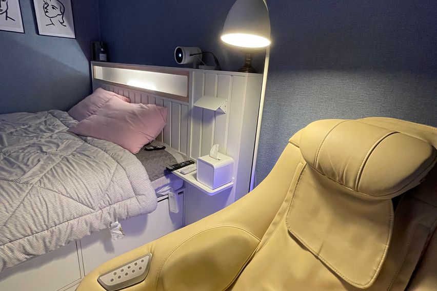 Room 105 / Spacious Room / Long-term Room 13th image