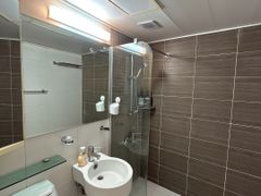 ✨Spacious room with city view, 2 mins from Si 11th image