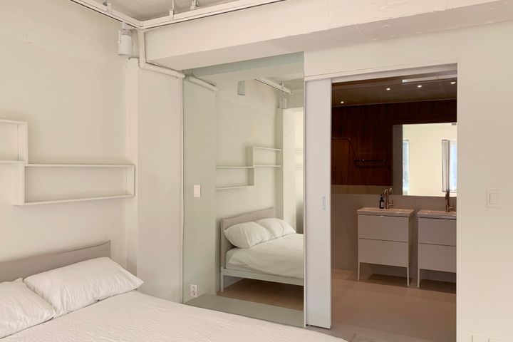 Asan Medical Center Large Studio 5th image