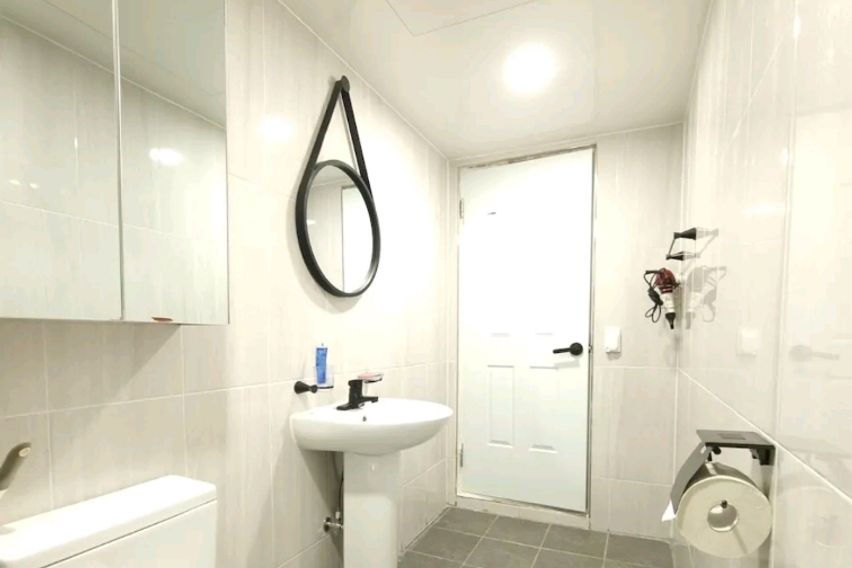 깔끔한 코지 하우스