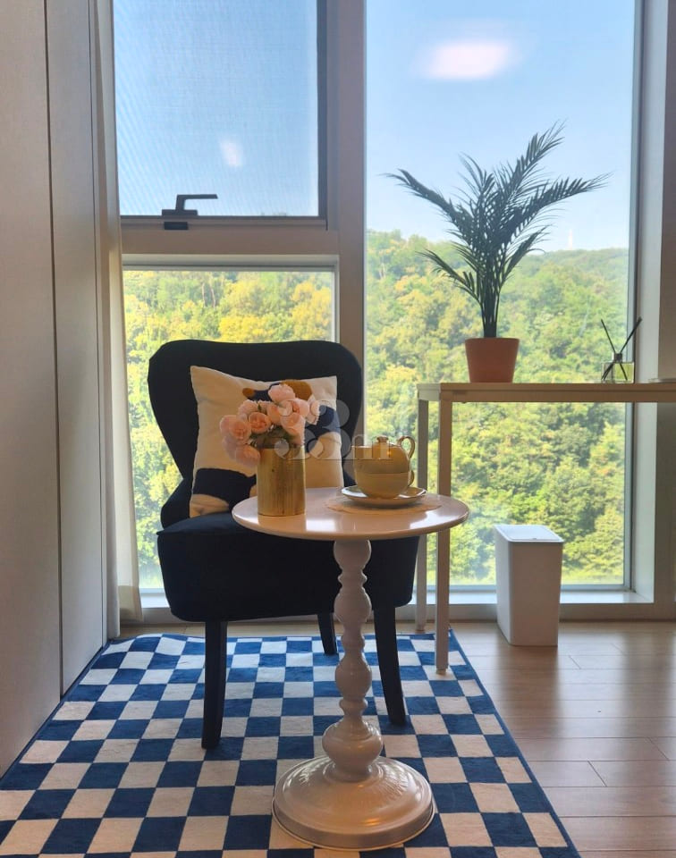 An Elegant Healing Space – Next to St. Mary's 1th image