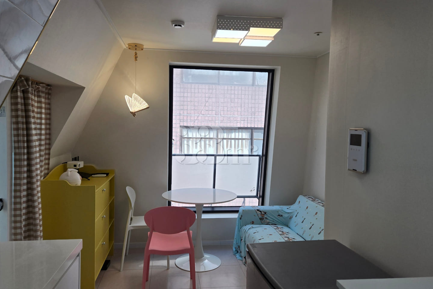 1.5-room apartment with a terrace 4th image