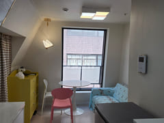 1.5-room apartment with a terrace 4th image