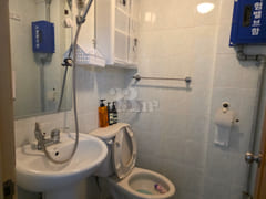 Room 407 6th image