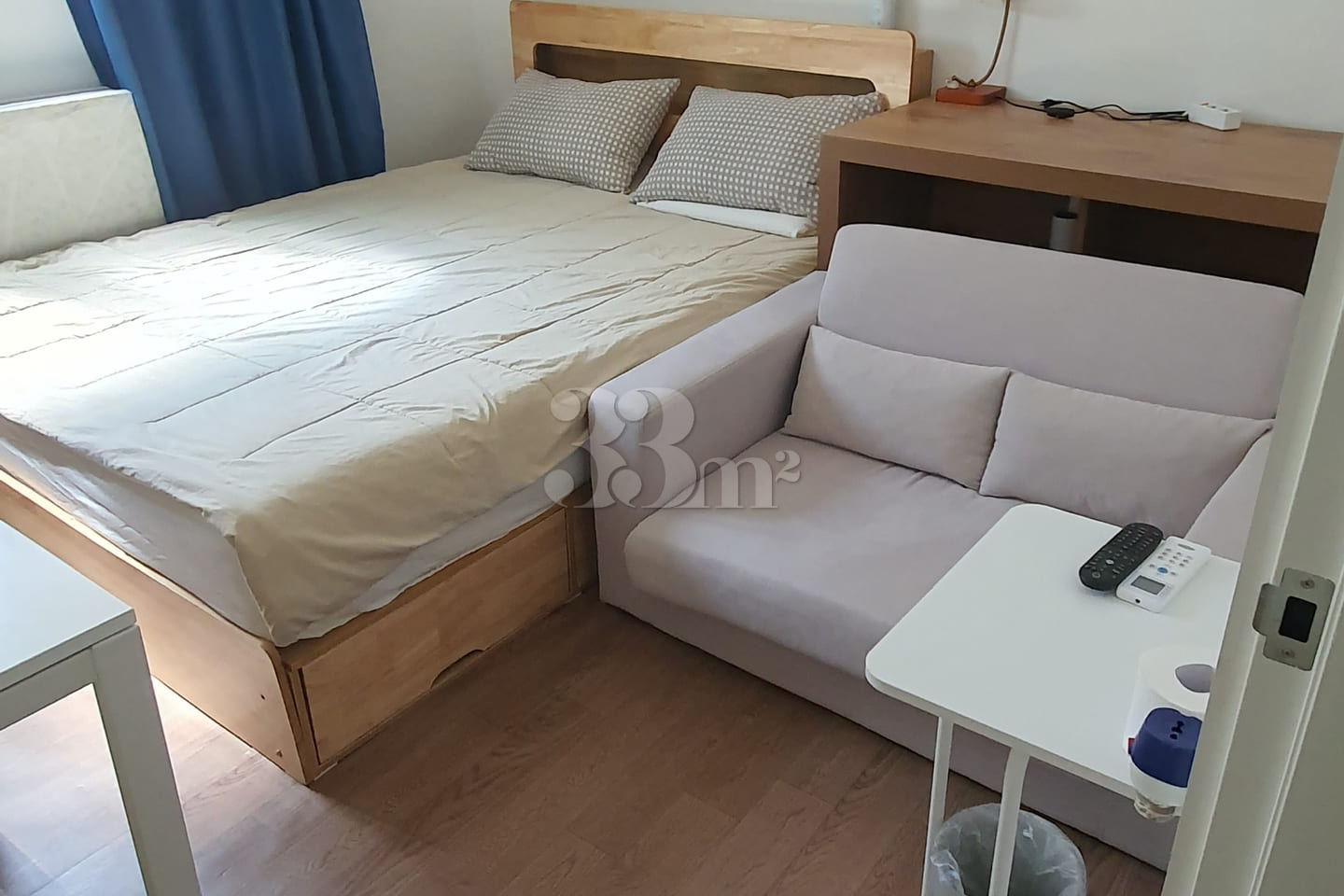 Two-room apartment in a semi-basement in Mia- 1th image
