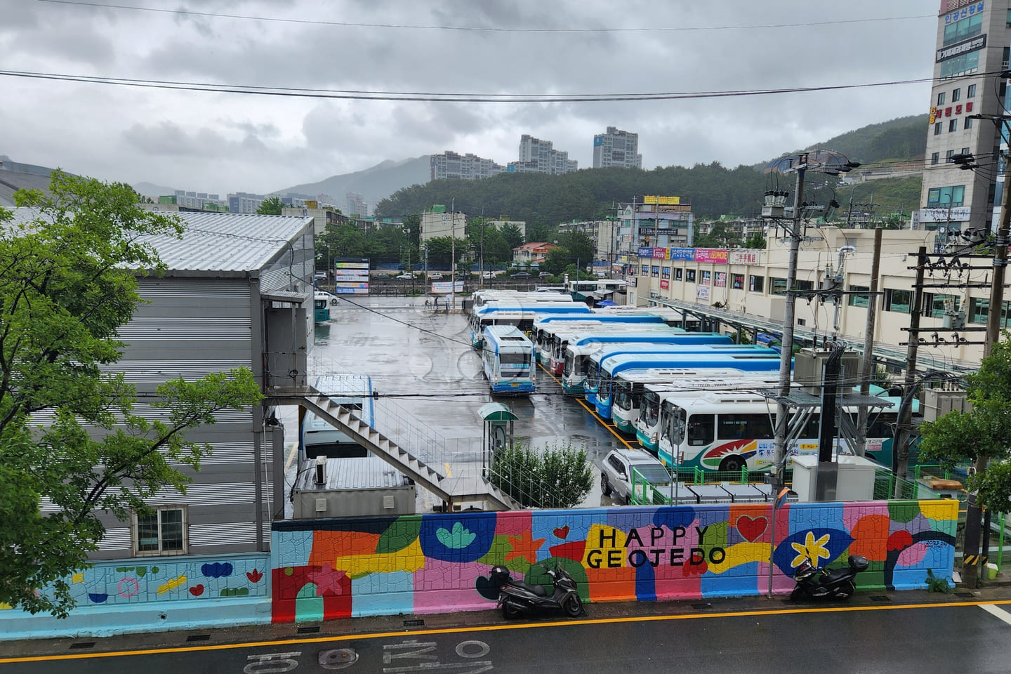 Geoje Island Short-term Rental 617 15th image