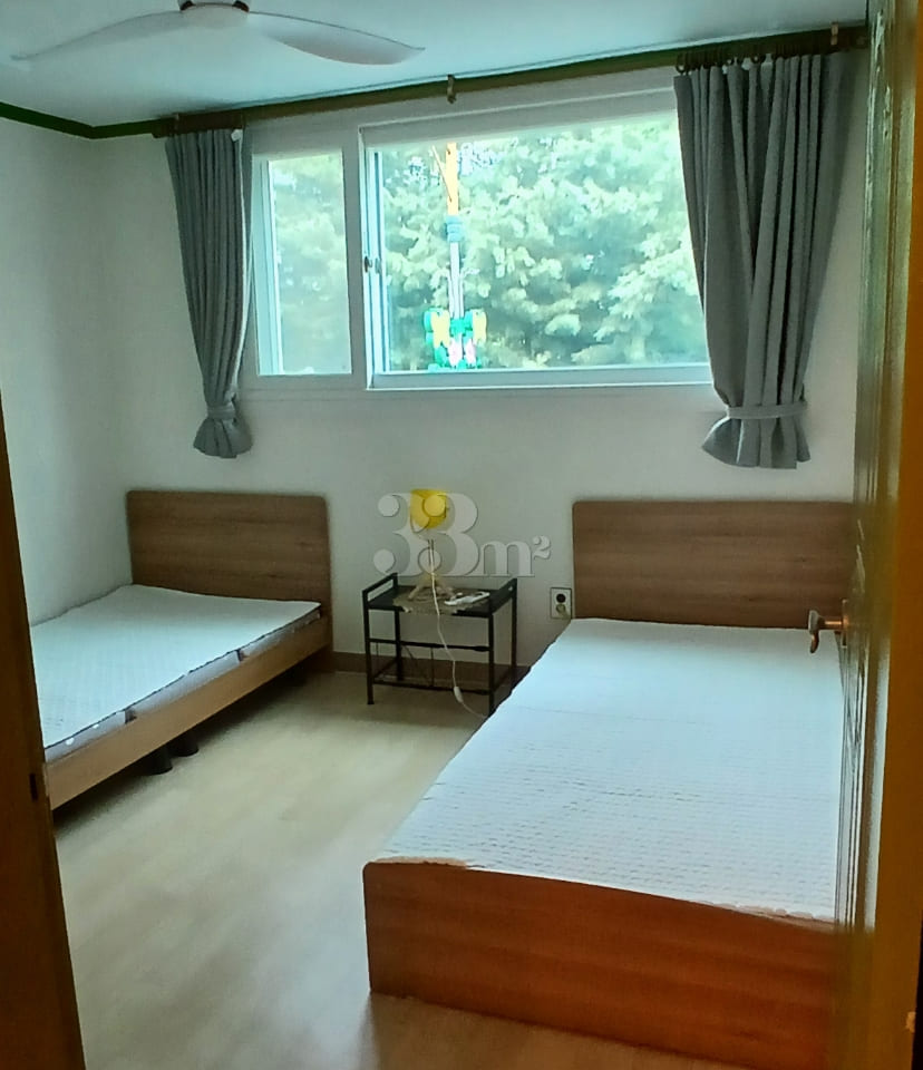 Beautiful homeHOME 7th image