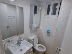 Large room + living room + parking H36 6th image