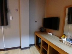 Standard Single Room 4th image