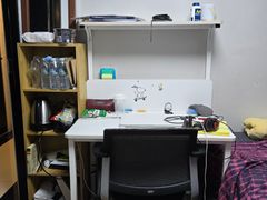 Male student looking for a studio apartment n 3th image