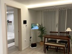 House in Jamsil Olympic Park 0th image