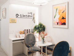 Deluxe Room 17th image