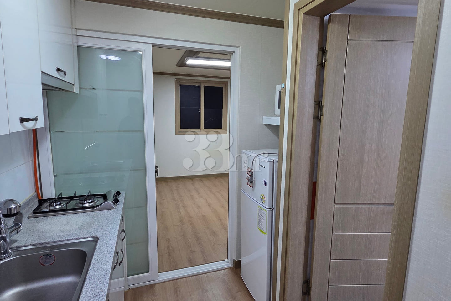 Yeongdeok Studio Apartment with Separate Kitc 3th image