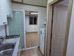 Yeongdeok Studio Apartment with Separate Kitc 3th image