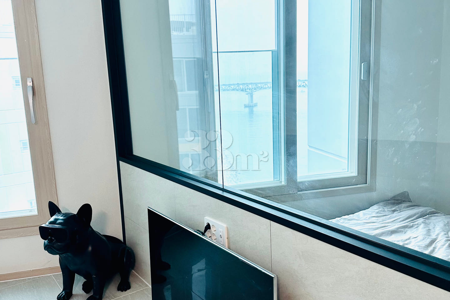 Gwangalli Officetel with an Ocean View 5th image