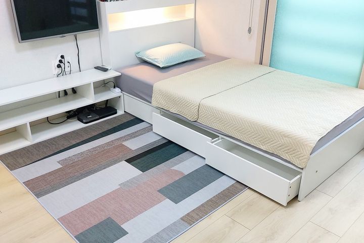 Bright studio apartment near Innovation City 3th image