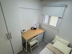 Mini-room with an exterior window and good ve 1th image