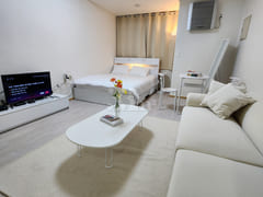 5 mins from Seongsu Station / Spotless – Revi 1th image