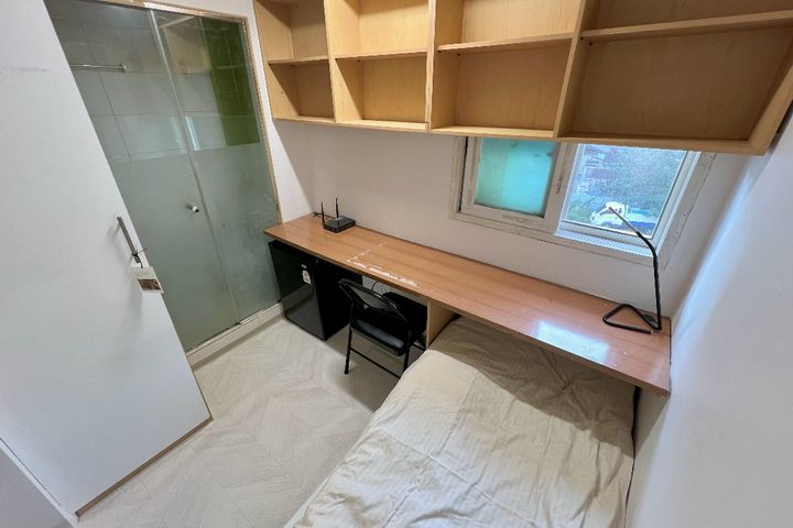 Studio apartment, 2-minute walk from Sinchon 0th image