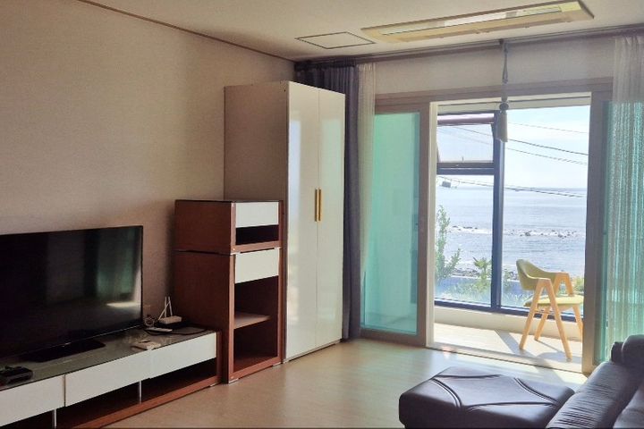 Room 201 with a great ocean view 19th image