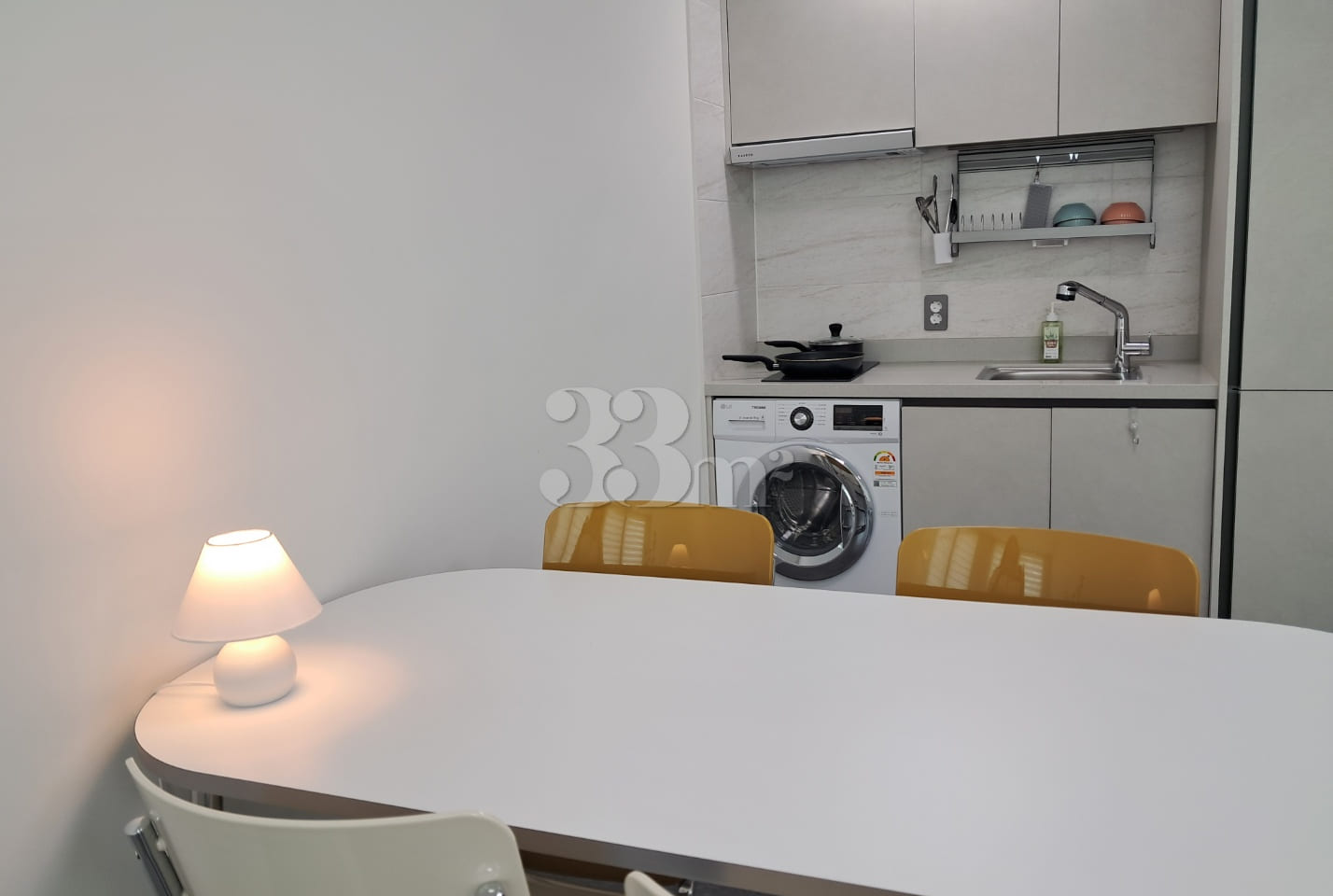 π Minimalist sanctuary 8th image