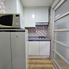 Studio apartment near the lake park Unit Image