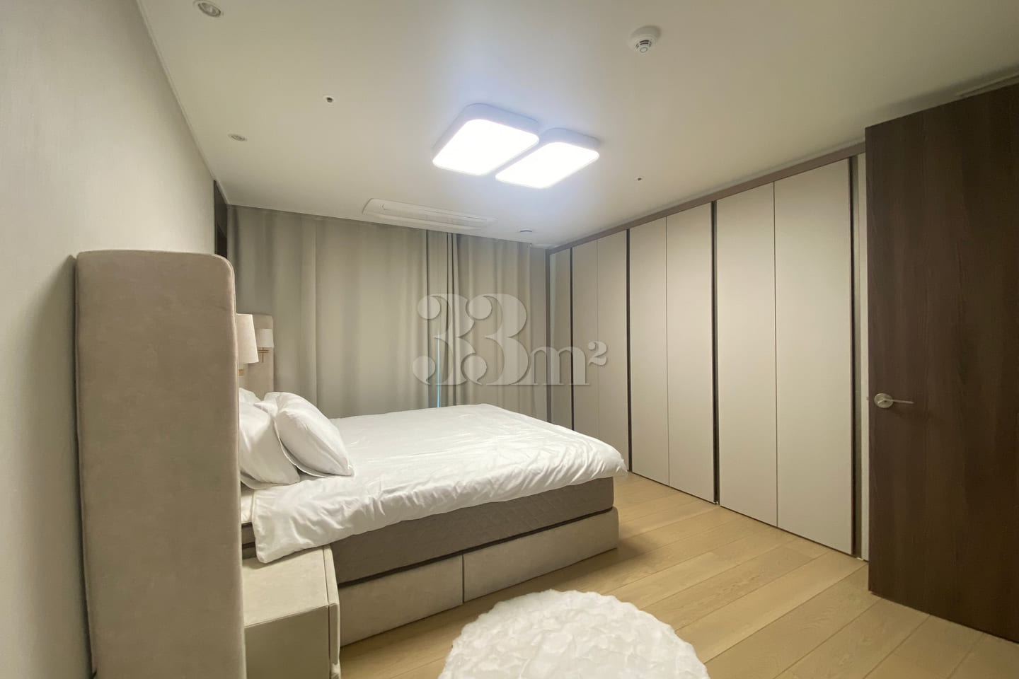 Stylish 4-bedroom apartment in Seocho 18th image