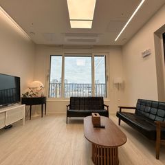 Newly built spacious two-room unit; parking a Unit Image