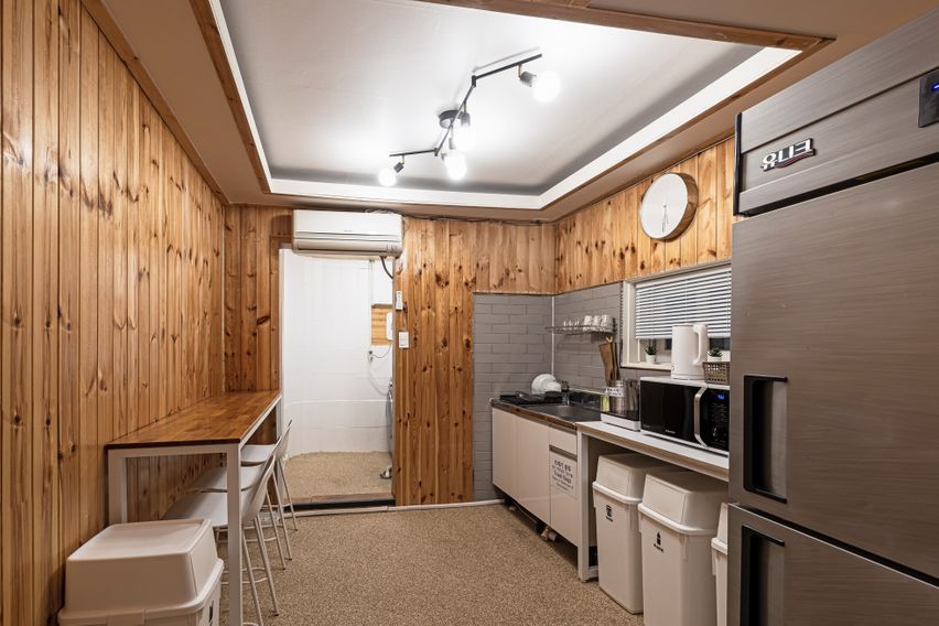 아트앤스테이 B211