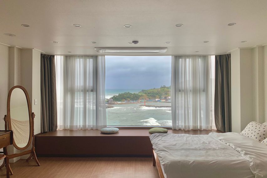 판지항이 가까운 803