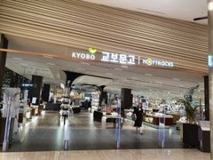 Fully furnished studio apartment in Gwanggyo, 14th image