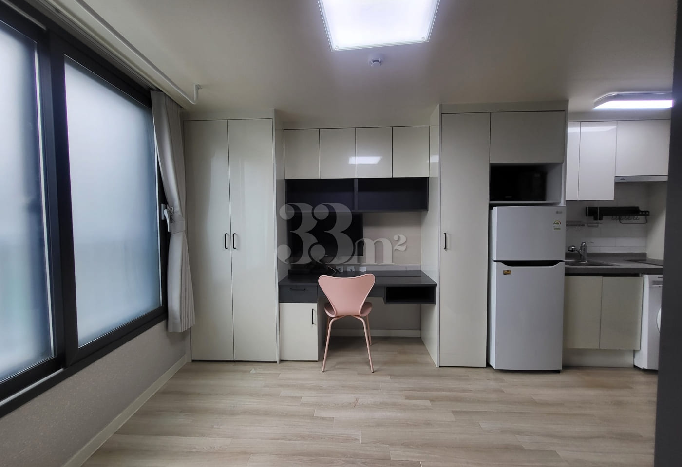 Fully furnished studio, Building 1, Unit 203 4th image